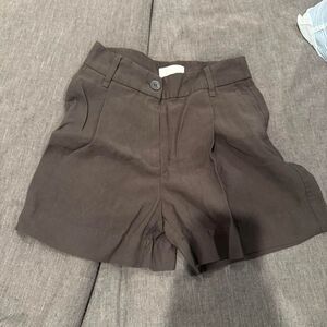 H-m Women's Brown and Black Shorts